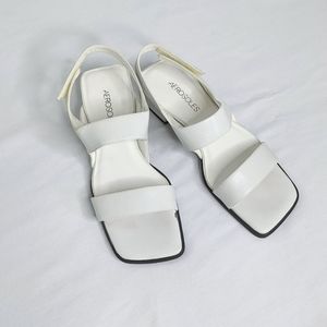 VTG White Leather Square Toe Chunky Heel Sandals